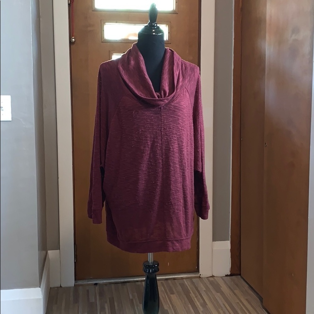 Old navy maroon cowlneck 3/4 sleeved sweater